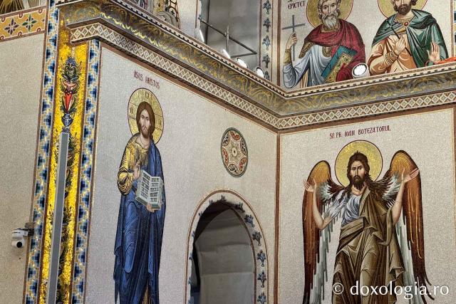 Pictura Catedralei Naționale, în ziua sfințirii