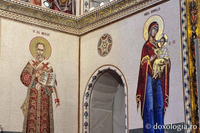 Pictura Catedralei Naționale, în ziua sfințirii