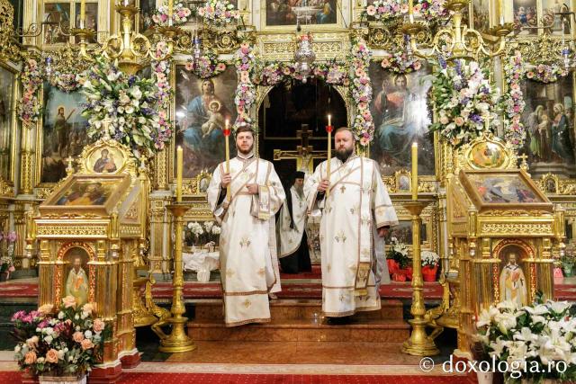 Priveghere în cinstea Sfântului Grigorie Palama la Catedrala Mitropolitană din Iași / Foto: pr. Silviu Cluci Priveghere în cinstea Sfântului Grigorie Palama la Catedrala Mitropolitană din Iași