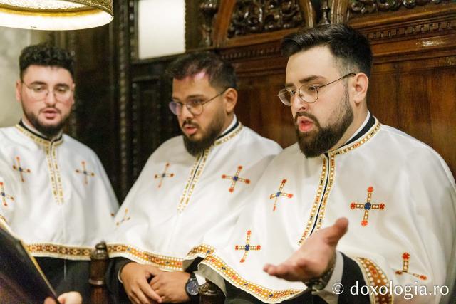 Priveghere în cinstea Sfântului Grigorie Palama la Catedrala Mitropolitană din Iași / Foto: pr. Silviu Cluci Priveghere în cinstea Sfântului Grigorie Palama la Catedrala Mitropolitană din Iași