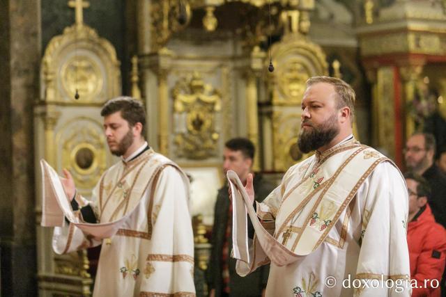Priveghere în cinstea Sfântului Grigorie Palama la Catedrala Mitropolitană din Iași / Foto: pr. Silviu Cluci Priveghere în cinstea Sfântului Grigorie Palama la Catedrala Mitropolitană din Iași