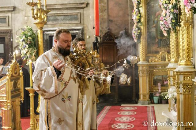 Priveghere în cinstea Sfântului Grigorie Palama la Catedrala Mitropolitană din Iași