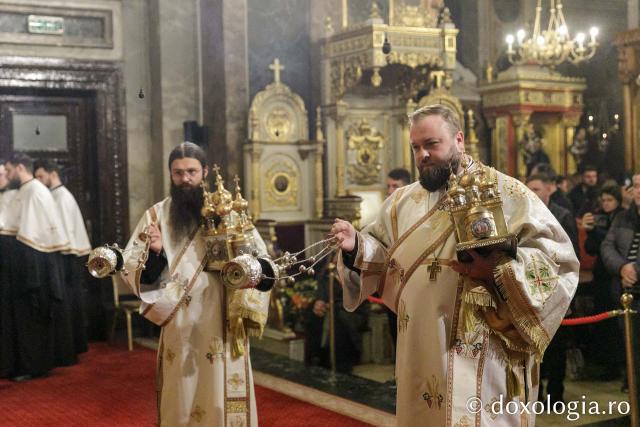 Priveghere în cinstea Sfântului Grigorie Palama la Catedrala Mitropolitană din Iași / Foto: pr. Silviu Cluci Priveghere în cinstea Sfântului Grigorie Palama la Catedrala Mitropolitană din Iași
