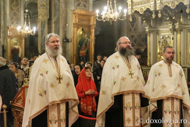 Priveghere în cinstea Sfântului Grigorie Palama la Catedrala Mitropolitană din Iași / Foto: pr. Silviu Cluci Priveghere în cinstea Sfântului Grigorie Palama la Catedrala Mitropolitană din Iași