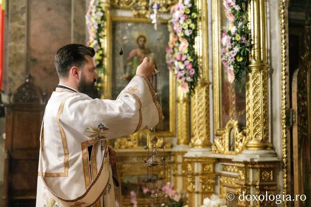 Priveghere în cinstea Sfântului Andrei la Catedrala Mitropolitană din Iași