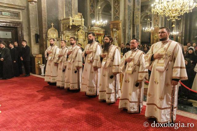 Priveghere în cinstea Sfântului Andrei la Catedrala Mitropolitană din Iași