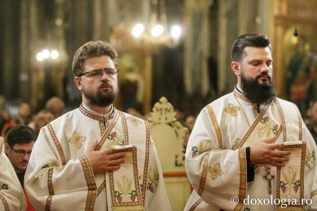 Priveghere în cinstea Sfântului Andrei la Catedrala Mitropolitană din Iași