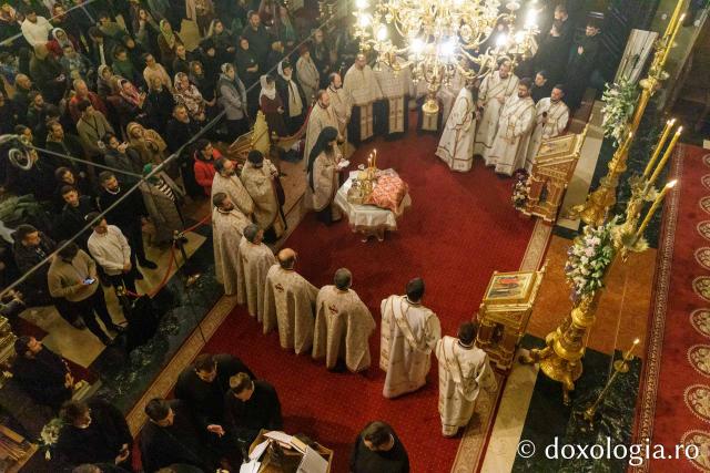 Priveghere în cinstea Sfântului Andrei la Catedrala Mitropolitană din Iași