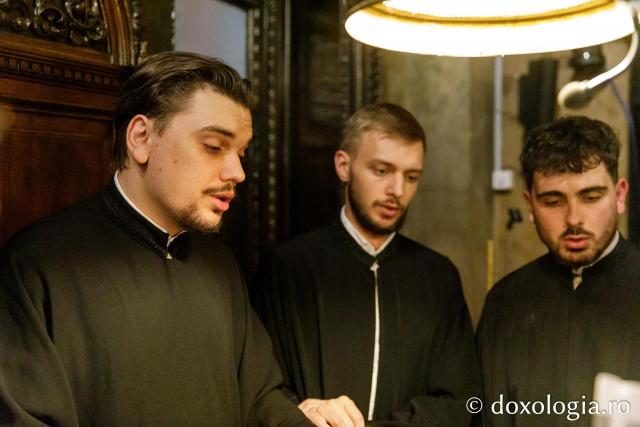 Priveghere în cinstea Sfântului Andrei la Catedrala Mitropolitană din Iași