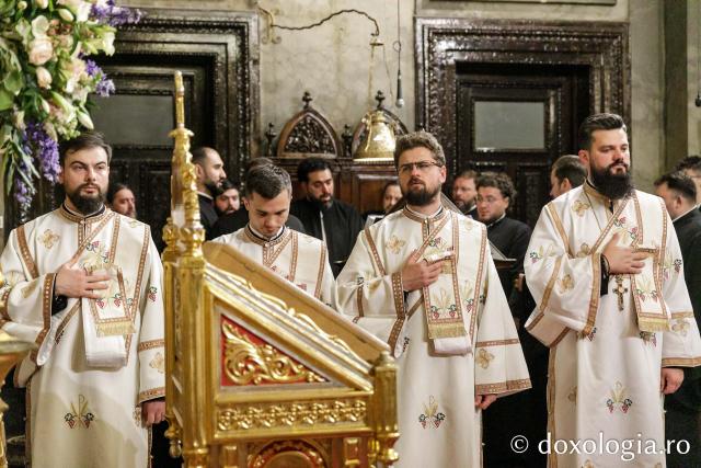 Priveghere în cinstea Sfântului Andrei la Catedrala Mitropolitană din Iași