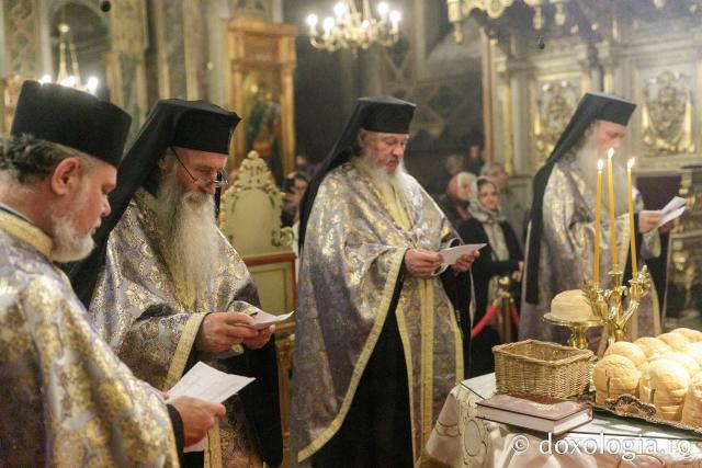 Priveghere în cinstea Sfântului Iosif cel Milostiv la Catedrala Mitropolitană din Iași / Foto: pr. Silviu Cluci Priveghere în cinstea Sfântului Iosif cel Milostiv la Catedrala Mitropolitană din Iași