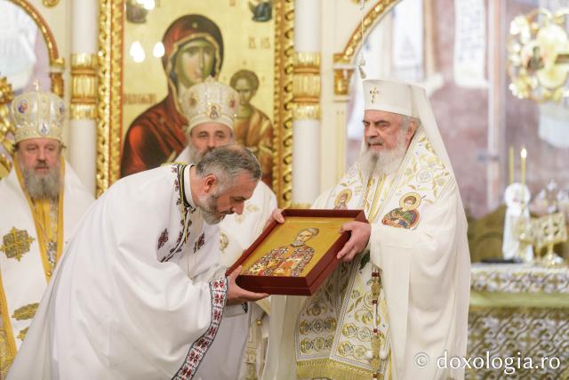 (Foto) Proclamarea Canonizării Sfântului Preot Mărturisitor Dumitru Stăniloae