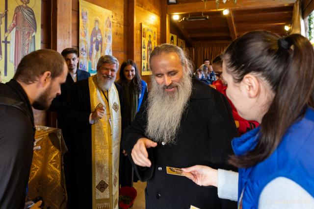 Priveghere în cinstea Sfântului Dimitrie, Izvorâtorul de Mir, la Catedrala Patriarhală (2025) / Foto: Raluca-Emanuela Ene – basilica.ro Priveghere în cinstea Sfântului Dimitrie, Izvorâtorul de Mir, la Catedrala Patriarhală (2025)