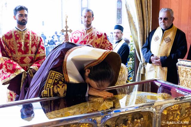 Priveghere în cinstea Sfântului Dimitrie, Izvorâtorul de Mir, la Catedrala Patriarhală (2025) / Foto: Raluca-Emanuela Ene – basilica.ro Priveghere în cinstea Sfântului Dimitrie, Izvorâtorul de Mir, la Catedrala Patriarhală (2025)