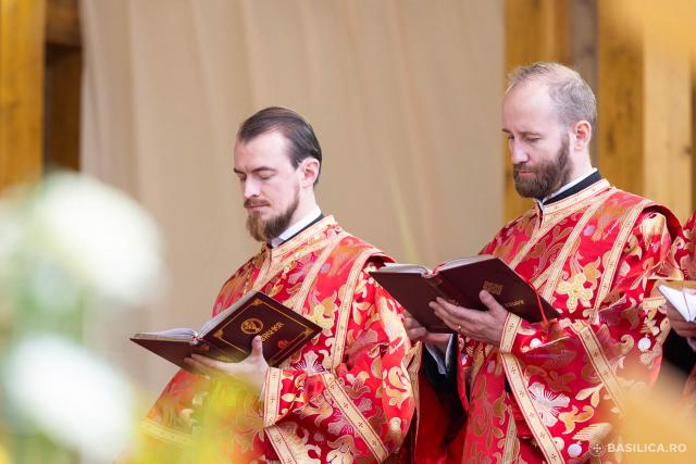 Priveghere în cinstea Sfântului Dimitrie, Izvorâtorul de Mir, la Catedrala Patriarhală (2025) / Foto: Raluca-Emanuela Ene – basilica.ro Priveghere în cinstea Sfântului Dimitrie, Izvorâtorul de Mir, la Catedrala Patriarhală (2025)