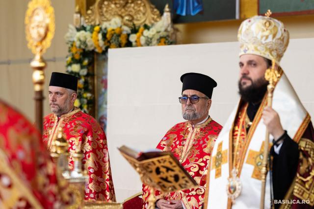 Priveghere în cinstea Sfântului Dimitrie, Izvorâtorul de Mir, la Catedrala Patriarhală (2025) / Foto: Raluca-Emanuela Ene – basilica.ro Priveghere în cinstea Sfântului Dimitrie, Izvorâtorul de Mir, la Catedrala Patriarhală (2025)