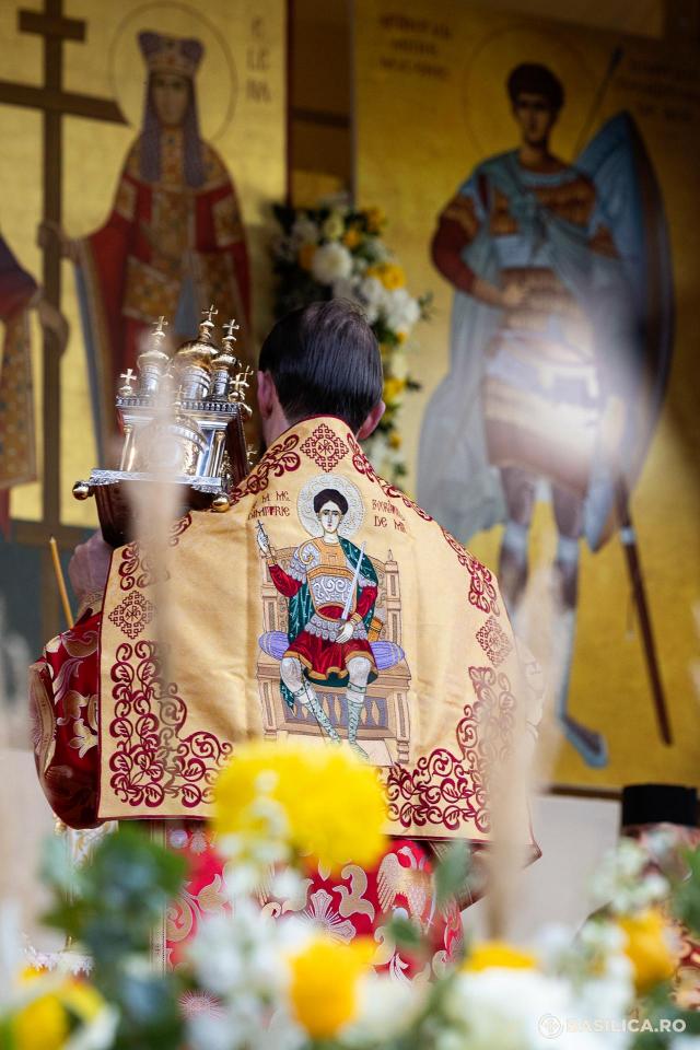 Priveghere în cinstea Sfântului Dimitrie, Izvorâtorul de Mir, la Catedrala Patriarhală (2025) / Foto: Raluca-Emanuela Ene – basilica.ro Priveghere în cinstea Sfântului Dimitrie, Izvorâtorul de Mir, la Catedrala Patriarhală (2025)
