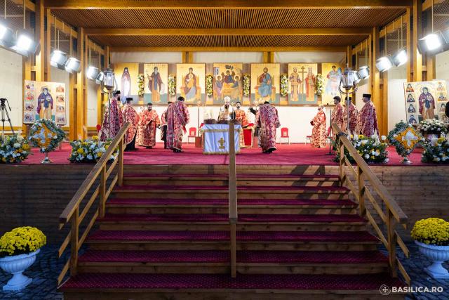 Priveghere în cinstea Sfântului Dimitrie, Izvorâtorul de Mir, la Catedrala Patriarhală (2025) / Foto: Raluca-Emanuela Ene – basilica.ro Priveghere în cinstea Sfântului Dimitrie, Izvorâtorul de Mir, la Catedrala Patriarhală (2025)