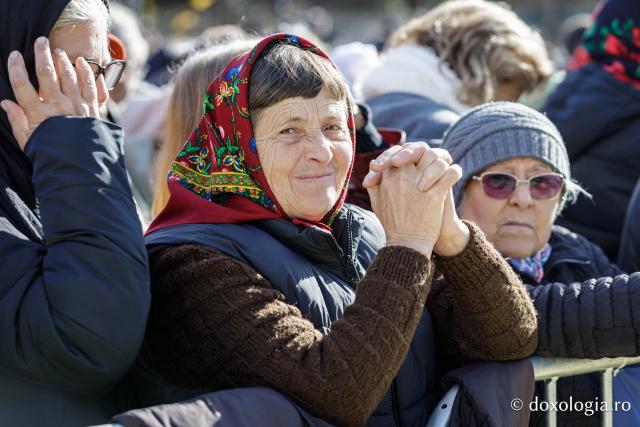 Bucuria credinței la Iași – Sfânta Liturghie în cinstea Sfintei Parascheva și a Sfântului Grigorie Palama, 2025 / Foto: Oana Nechifor Bucuria credinței la Iași – Sfânta Liturghie în cinstea Sfintei Parascheva și a Sfântului Grigorie Palama, 2025