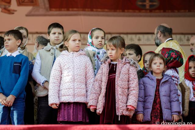 Bucuria credinței la Iași – Sfânta Liturghie în cinstea Sfintei Parascheva și a Sfântului Grigorie Palama, 2025 / Foto: Oana Nechifor Bucuria credinței la Iași – Sfânta Liturghie în cinstea Sfintei Parascheva și a Sfântului Grigorie Palama, 2025
