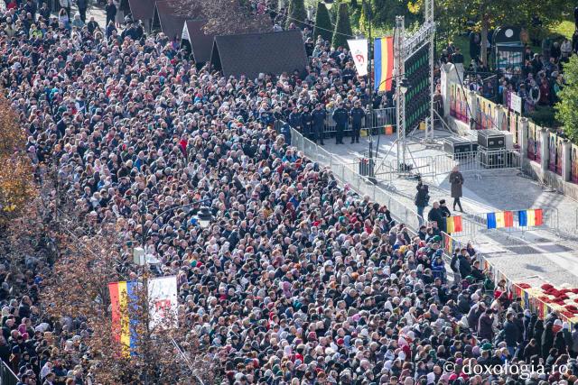 Bucuria credinței la Iași – Sfânta Liturghie în cinstea Sfintei Parascheva și a Sfântului Grigorie Palama, 2025 / Foto: Oana Nechifor Bucuria credinței la Iași – Sfânta Liturghie în cinstea Sfintei Parascheva și a Sfântului Grigorie Palama, 2025