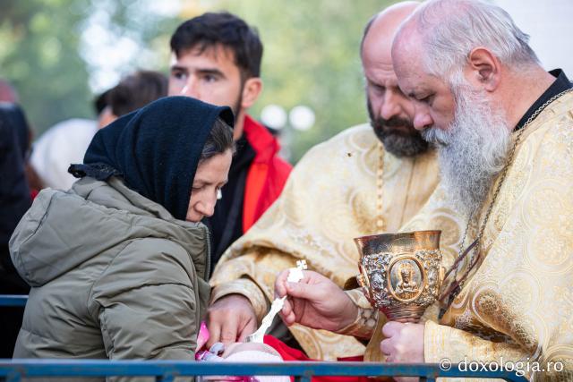 Bucuria credinței la Iași – Sfânta Liturghie în cinstea Sfintei Parascheva și a Sfântului Grigorie Palama, 2025 / Foto: Oana Nechifor Bucuria credinței la Iași – Sfânta Liturghie în cinstea Sfintei Parascheva și a Sfântului Grigorie Palama, 2025