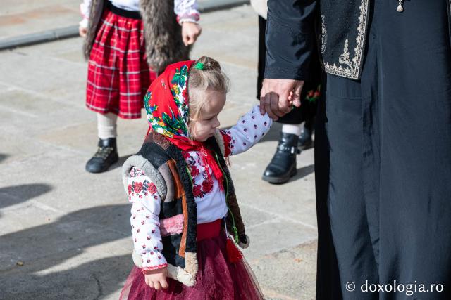 Bucuria credinței la Iași – Sfânta Liturghie în cinstea Sfintei Parascheva și a Sfântului Grigorie Palama, 2025 / Foto: Oana Nechifor Bucuria credinței la Iași – Sfânta Liturghie în cinstea Sfintei Parascheva și a Sfântului Grigorie Palama, 2025
