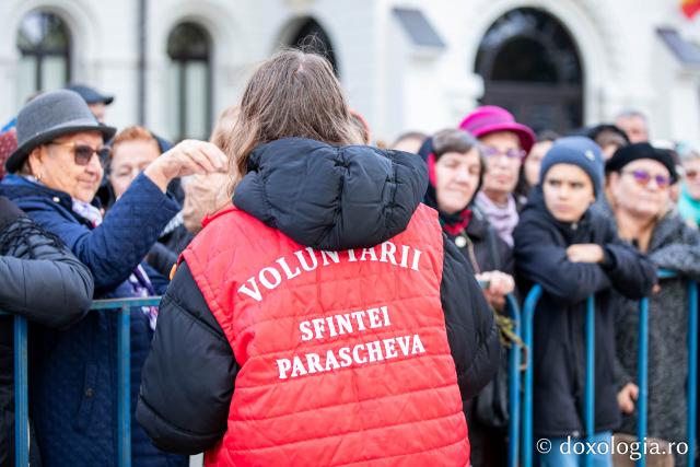 Bucuria credinței la Iași – Sfânta Liturghie în cinstea Sfintei Parascheva și a Sfântului Grigorie Palama, 2025 / Foto: Oana Nechifor Bucuria credinței la Iași – Sfânta Liturghie în cinstea Sfintei Parascheva și a Sfântului Grigorie Palama, 2025