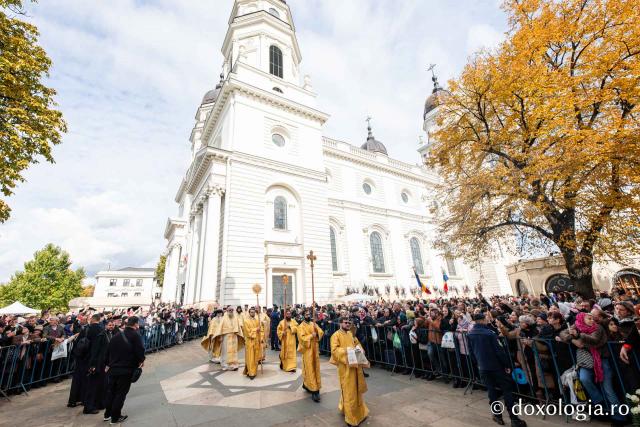 Bucuria credinței la Iași – Sfânta Liturghie în cinstea Sfintei Parascheva și a Sfântului Grigorie Palama, 2025 / Foto: Oana Nechifor Bucuria credinței la Iași – Sfânta Liturghie în cinstea Sfintei Parascheva și a Sfântului Grigorie Palama, 2025