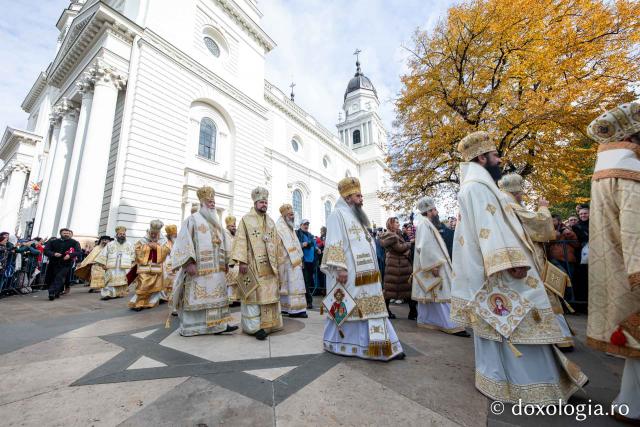 Bucuria credinței la Iași – Sfânta Liturghie în cinstea Sfintei Parascheva și a Sfântului Grigorie Palama, 2025 / Foto: Oana Nechifor Bucuria credinței la Iași – Sfânta Liturghie în cinstea Sfintei Parascheva și a Sfântului Grigorie Palama, 2025