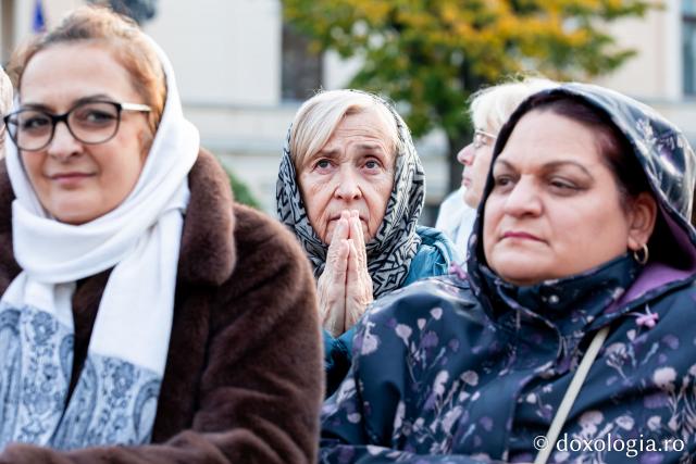 Bucuria credinței la Iași – Sfânta Liturghie în cinstea Sfintei Parascheva și a Sfântului Grigorie Palama, 2025 / Foto: Oana Nechifor Bucuria credinței la Iași – Sfânta Liturghie în cinstea Sfintei Parascheva și a Sfântului Grigorie Palama, 2025