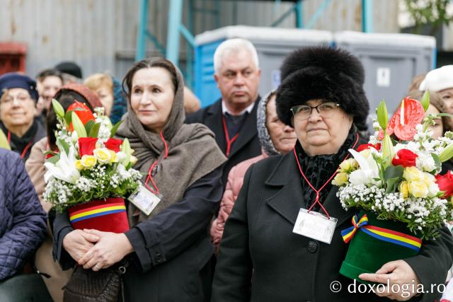 Sfințirea Bisericii „Sfânta Vineri și Sfântul Ierarh Alexandru” din Iași