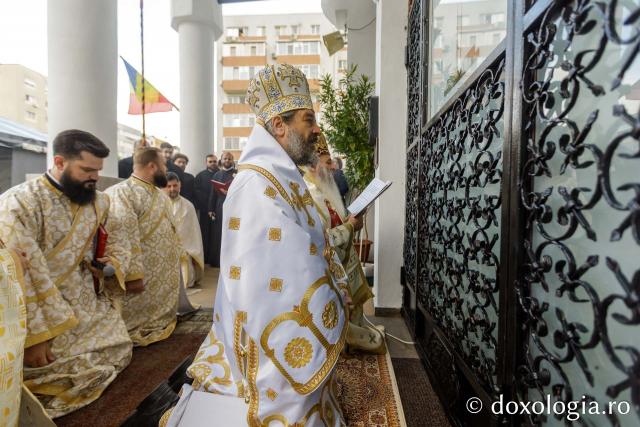 Sfințirea Bisericii „Sfânta Vineri și Sfântul Ierarh Alexandru” din Iași