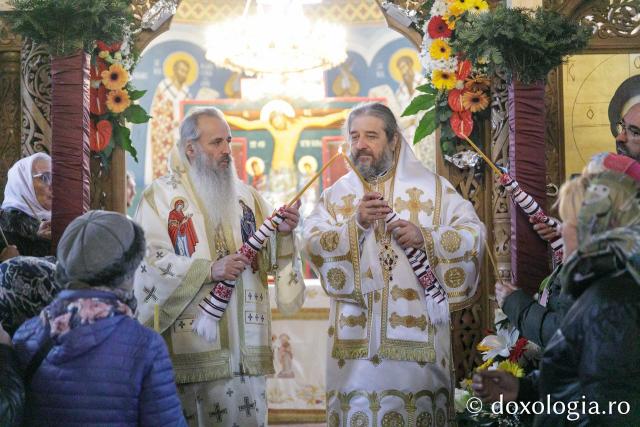 Sfințirea Bisericii „Sfânta Vineri și Sfântul Ierarh Alexandru” din Iași