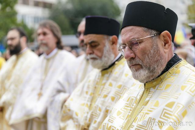 Sfințirea Bisericii „Sfânta Vineri și Sfântul Ierarh Alexandru” din Iași