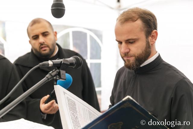 Sfințirea Bisericii „Sfânta Vineri și Sfântul Ierarh Alexandru” din Iași