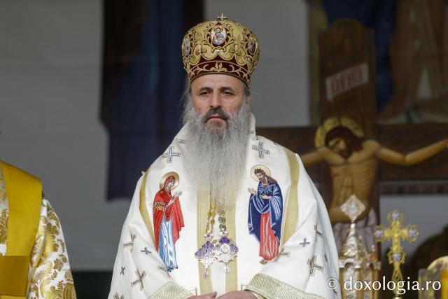 Sfințirea Bisericii „Sfânta Vineri și Sfântul Ierarh Alexandru” din Iași