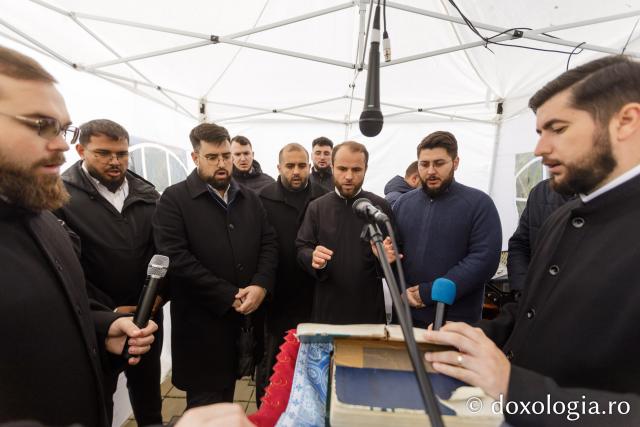 Sfințirea Bisericii „Sfânta Vineri și Sfântul Ierarh Alexandru” din Iași