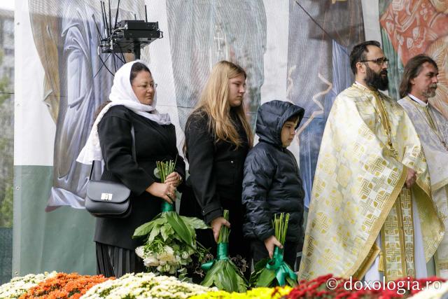 Sfințirea Bisericii „Sfânta Vineri și Sfântul Ierarh Alexandru” din Iași