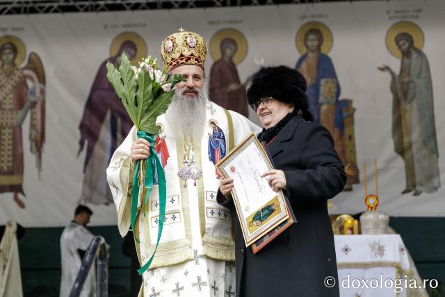 Sfințirea Bisericii „Sfânta Vineri și Sfântul Ierarh Alexandru” din Iași