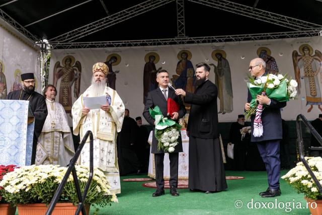 Sfințirea Bisericii „Sfânta Vineri și Sfântul Ierarh Alexandru” din Iași