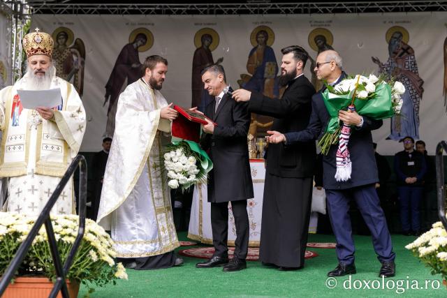 Sfințirea Bisericii „Sfânta Vineri și Sfântul Ierarh Alexandru” din Iași
