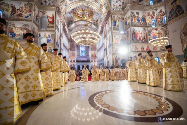 Sfințirea picturii Catedralei Naționale