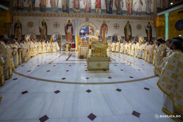 Sfințirea picturii Catedralei Naționale