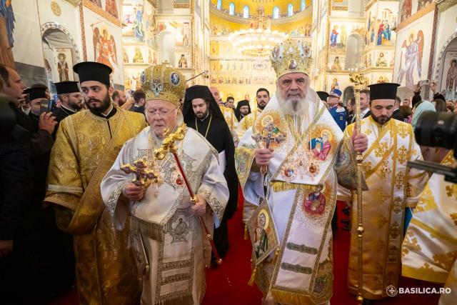 Sfințirea picturii Catedralei Naționale