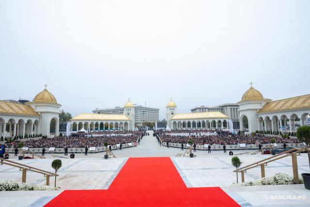 Sfințirea picturii Catedralei Naționale