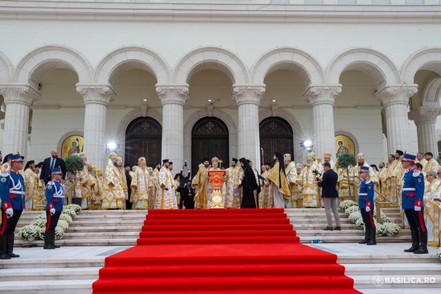 Sfințirea picturii Catedralei Naționale