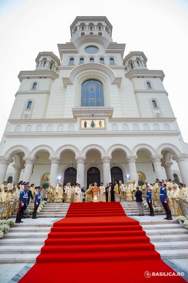 Sfințirea picturii Catedralei Naționale