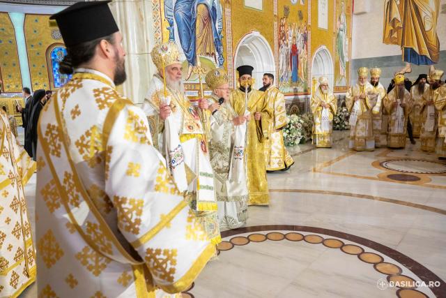 Sfințirea picturii Catedralei Naționale