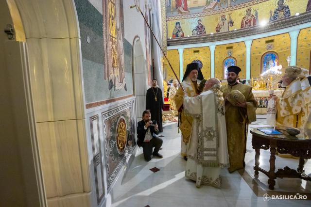 Sfințirea picturii Catedralei Naționale